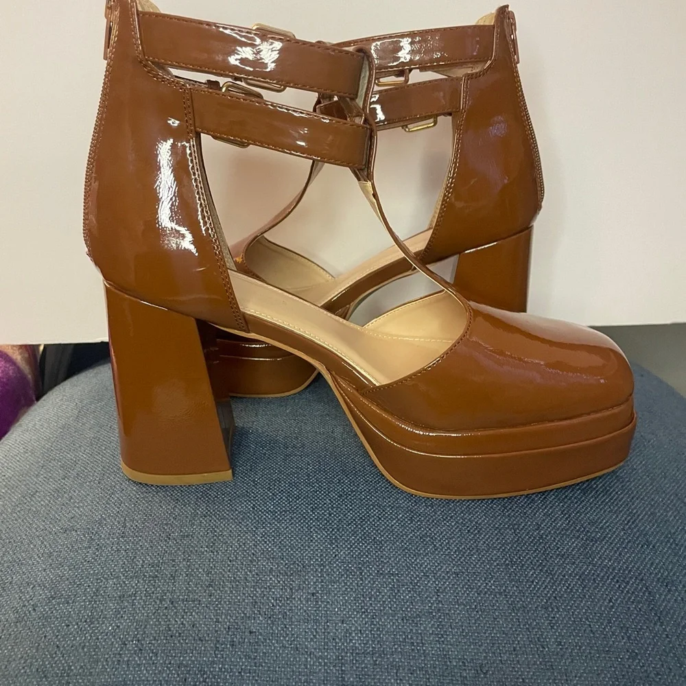 Maria Platform Heels| Cognac Patent | Size 9W| Fashion to Figure - Picture 7 of 11